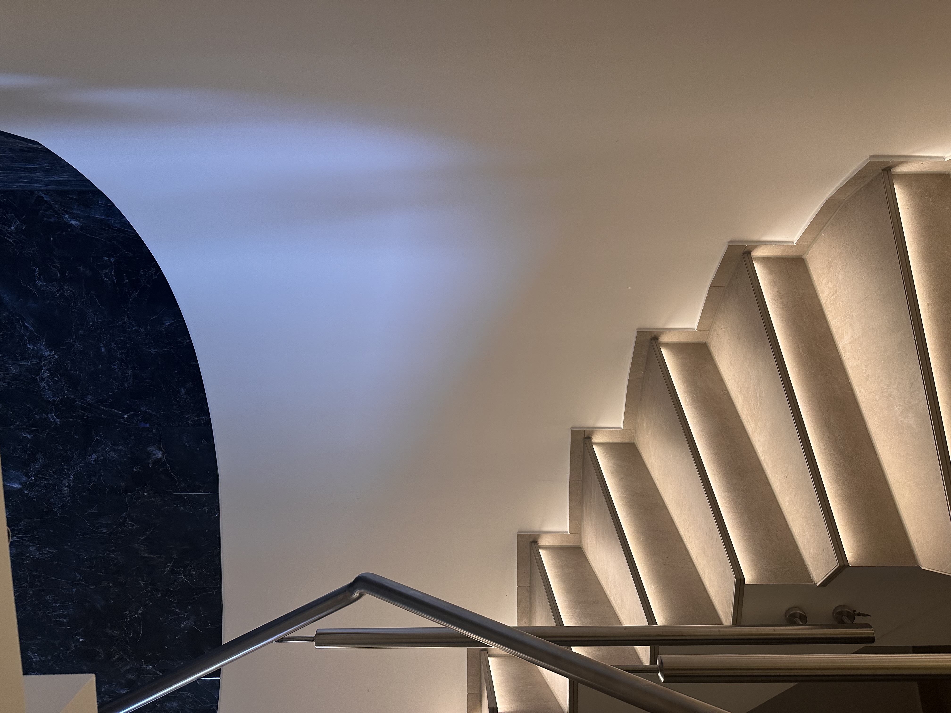 Elektroinstallation Treppenbeleuchtung